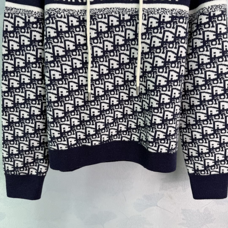 chr1st1an D10r sweaters